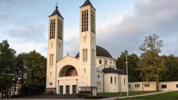 Zondagmis in de Cenakelkerk