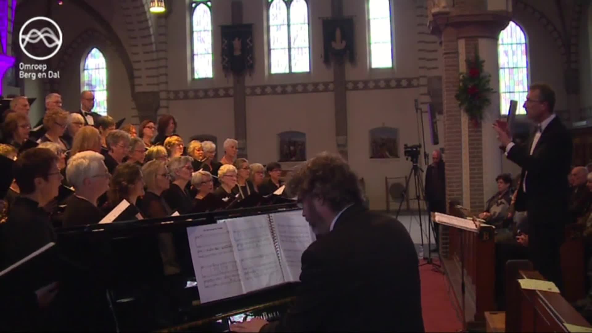 Vivace kerstconcert Millingen aan de Rijn Vivace kerstconcert Millingen aan de Rijn