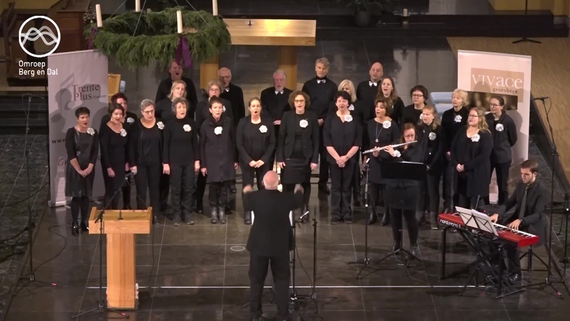 Kerst, Sfeer en Meer in de Cosmas & Damianus kerk Kerst, Sfeer en Meer in de Cosmas & Damianus kerk